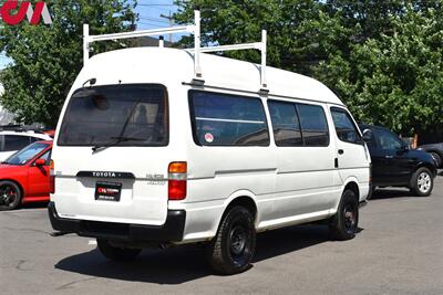 1993 Toyota Hiace High Top  4WD 5 Speed Manual! Center Differential Lock! Low Range Gearing! Vantech Roof-Rack! Fold Out Futon Chair! Cabinet w/Sink! Wide Interior Width! - Photo 7 - Portland, OR 97266