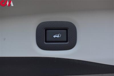 2017 Nissan Rogue SL  AWD 4dr Crossover! Back-Up Camera w/ Bird's Eye View! GPS Nav! Voice Activated Bluetooth! Sport & Eco Mode! Heated Leather Seats! Pano-Sunroof! Power Liftgate! Roof Rails! - Photo 32 - Portland, OR 97266