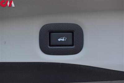 2017 Nissan Rogue SL AWD 4dr Crossover! Back-Up Camera w/ Bird's Eye View! GPS Nav! Voice Activated Bluetooth! Sport & Eco Mode! Heated Leather Seats! Pano-Sunroof! Power Liftgate! Roof Rails! - Photo 32 - Portland, OR 97266