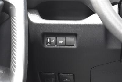 2021 Toyota RAV4 LE  AWD 4dr SUV! Back Up Camera! Lane Assist! Pre-Collision Sys w/ Pedestrian Detection! Bluetooth Connectivity! Eco/Sport/Snow/Sand Drive Modes! Roof-Rack! All Weather Mats! - Photo 17 - Portland, OR 97266