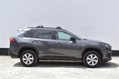 2021 Toyota RAV4 LE  AWD 4dr SUV! Back Up Camera! Lane Assist! Pre-Collision Sys w/ Pedestrian Detection! Bluetooth Connectivity! Eco/Sport/Snow/Sand Drive Modes! Roof-Rack! All Weather Mats! - Photo 6 - Portland, OR 97266