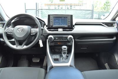 2021 Toyota RAV4 LE  AWD 4dr SUV! Back Up Camera! Lane Assist! Pre-Collision Sys w/ Pedestrian Detection! Bluetooth Connectivity! Eco/Sport/Snow/Sand Drive Modes! Roof-Rack! All Weather Mats! - Photo 12 - Portland, OR 97266