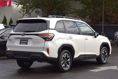 2025 Subaru Forester Premium  AWD 4dr Crossover**BY APPOINTMENT ONLY**EyeSight Assist! X-Mode! SI-Drive! Back-Up Camera! Apple CarPlay! Android Auto! Heated Seats! Sunroof! Power Liftgate! - Photo 5 - Portland, OR 97266