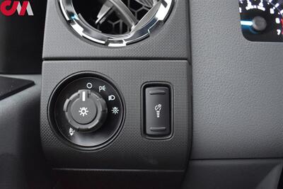 2016 Ford F-350 Super Duty XLT  4X4 4dr Crew Cab 8ft. LB SRW Pickup! 2H/4H/4L! Tow Pkg! Bluetooth/USB/Aux-In! Traction Control! LEER Hard Top Canopy! Traction Control! Keyless Entry Keypad! Tailgate Step with Assist Handle! - Photo 14 - Portland, OR 97266