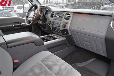2016 Ford F-350 Super Duty XLT  4X4 4dr Crew Cab 8ft. LB SRW Pickup! 2H/4H/4L! Tow Pkg! Bluetooth/USB/Aux-In! Traction Control! LEER Hard Top Canopy! Traction Control! Keyless Entry Keypad! Tailgate Step with Assist Handle! - Photo 11 - Portland, OR 97266