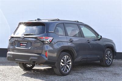 2025 Subaru Forester Touring  4dr Crossover! X-Mode! EyeSight Assist Tech! Adaptive Cruise Control! Lane Keep Assist! Lane Departure Warning! Pre-Collision Braking! Blind Spot Detection! Rear Cross Traffic Alert! Backup Camera! - Photo 5 - Portland, OR 97266