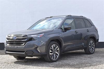 2025 Subaru Forester Touring  4dr Crossover! X-Mode! EyeSight Assist Tech! Adaptive Cruise Control! Lane Keep Assist! Lane Departure Warning! Pre-Collision Braking! Blind Spot Detection! Rear Cross Traffic Alert! Backup Camera! - Photo 8 - Portland, OR 97266