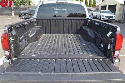 2018 Toyota Tacoma TRD Off-Road  4x4 4dr Double Cab 5.0 ft SB! Toyota Safety Sense! Dynamic Radar Cruise Control! Lane Assist! Back-Up Camera! 4H & 4L! Bluetooth! GPS Navigation! Qi Wireless Charger! Pathfinder AT Tires! - Photo 31 - Portland, OR 97266