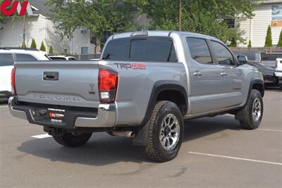 2018 Toyota Tacoma TRD Off-Road  4x4 4dr Double Cab 5.0 ft SB! Toyota Safety Sense! Dynamic Radar Cruise Control! Lane Assist! Back-Up Camera! 4H & 4L! Bluetooth! GPS Navigation! Qi Wireless Charger! Pathfinder AT Tires! - Photo 5 - Portland, OR 97266