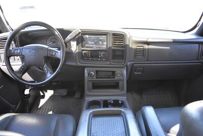 2007 Chevrolet Silverado 2500 LT3 4dr Crew Cab 4WD LB**BY APPOINTMENT ONLY**Selectable 4-WD-(2HI/4HI & 4LO)! Apple CarPlay! Android Auto! Heated Leather Seats! Sunroof! Edge Performance Monitor! Tow Package! - Photo 13 - Portland, OR 97266