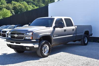 2007 Chevrolet Silverado 2500 LT3 4dr Crew Cab 4WD LB**BY APPOINTMENT ONLY**Selectable 4-WD-(2HI/4HI & 4LO)! Apple CarPlay! Android Auto! Heated Leather Seats! Sunroof! Edge Performance Monitor! Tow Package! - Photo 8 - Portland, OR 97266