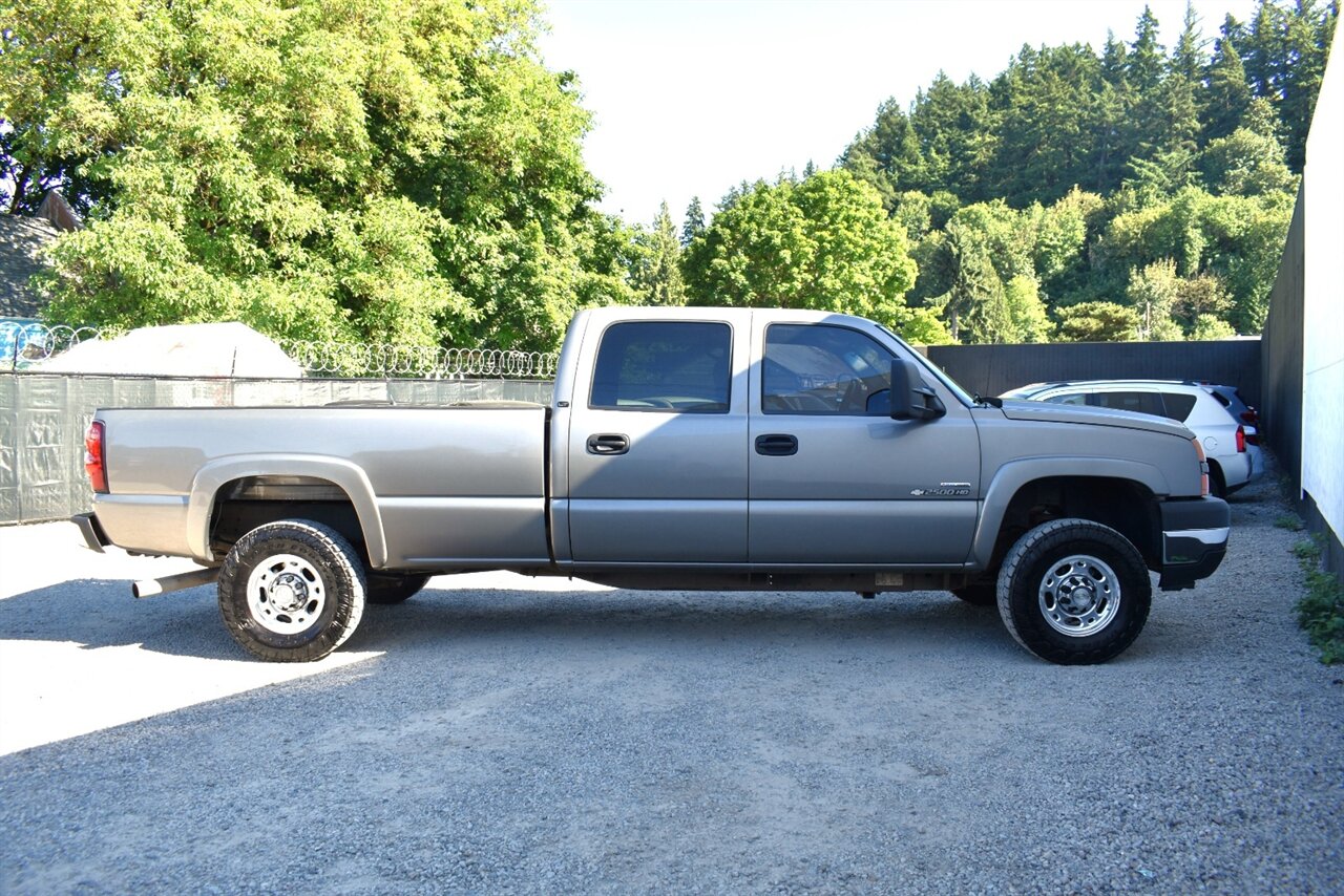 2007 Chevrolet Silverado 2500 LT3 4dr Crew Cab 4WD LB**BY APPOINTMENT ONLY**Selectable 4-WD-(2HI/4HI & 4LO)! Apple CarPlay! Android Auto! Heated Leather Seats! Sunroof! Edge Performance Monitor! Tow Package! - Photo 6 - Portland, OR 97266