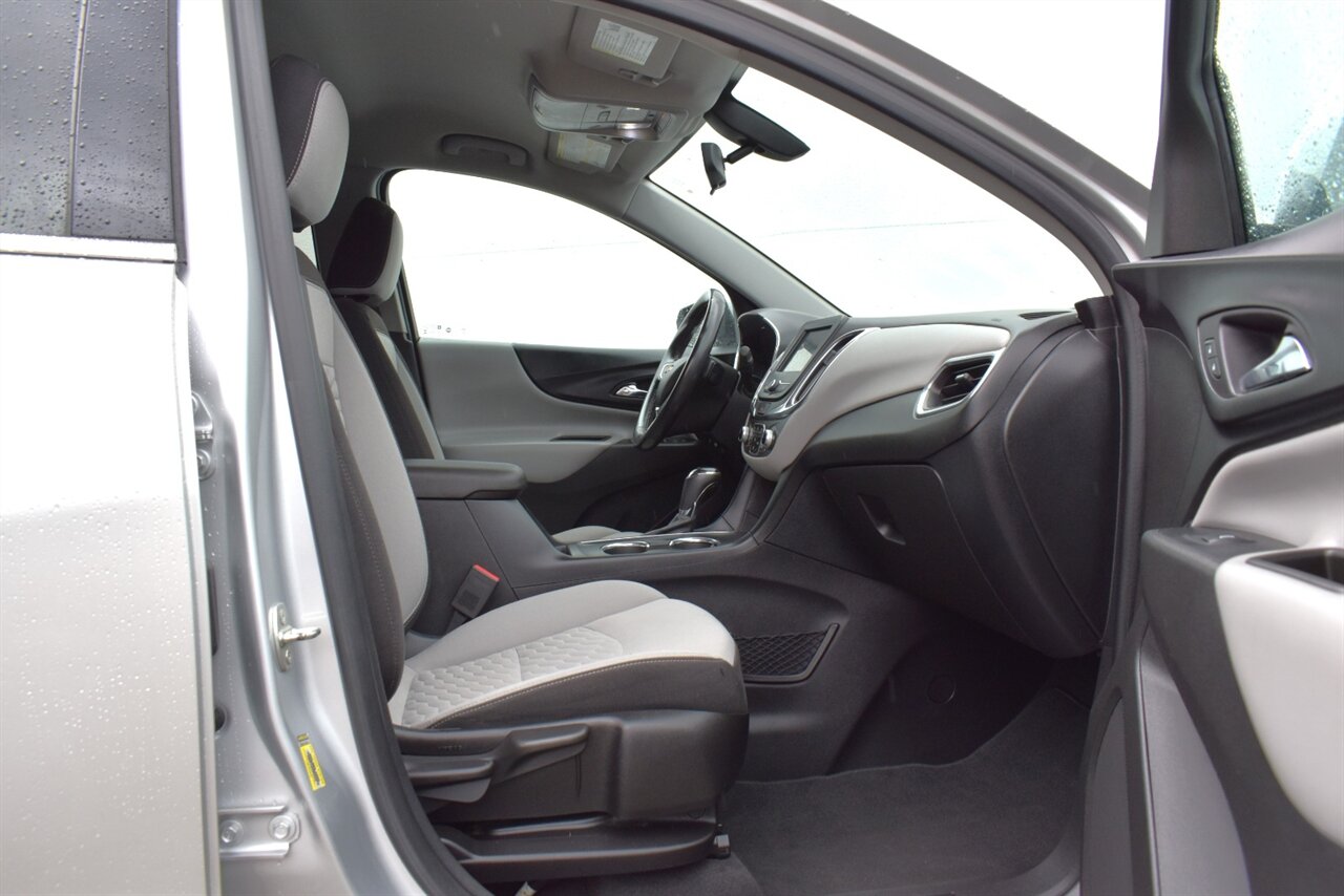 2019 Chevrolet Equinox LT 4X4 4dr SUV! Push-Button Start! Back Up Camera! Heated Seats! Apple CarPlay! Android Auto! Wi-Fi Hotspot Capability! Powered Liftgate! Teen Driver Technology! - Photo 26 - Portland, OR 97266