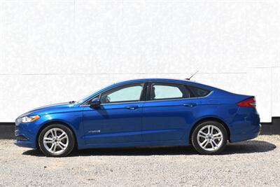 2018 Ford Fusion Hybrid S 4dr Sedan! Back Up Camera! 43 City MPG! 41 Hwy MPG! Eco Drive Mode! Bluetooth Connectivity! - Photo 9 - Portland, OR 97266