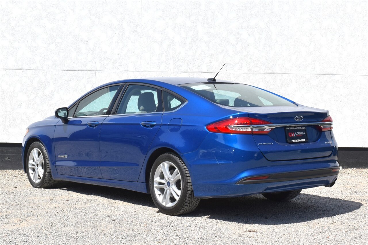2018 Ford Fusion Hybrid S 4dr Sedan! Back Up Camera! 43 City MPG! 41 Hwy MPG! Eco Drive Mode! Bluetooth Connectivity! - Photo 2 - Portland, OR 97266