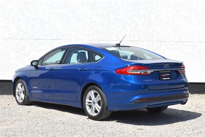 2018 Ford Fusion Hybrid S 4dr Sedan! Back Up Camera! 43 City MPG! 41 Hwy MPG! Eco Drive Mode! Bluetooth Connectivity! - Photo 2 - Portland, OR 97266