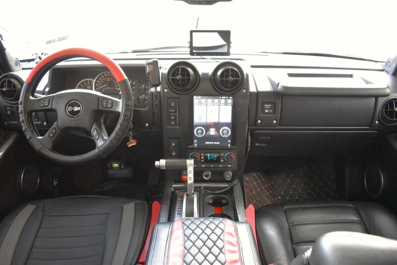 2007 Hummer H2 4dr SUV 4WD**APPOINTMENT ONLY**Custom Flame Paint! Back Up Cam! Navi! Bluetooth! Winch! LED Aux-Lighting! Heavy-Duty Front Guard! Sunroof! Tow Pkg! Bose Audio! Heated Leather Seats! PA & Siren System! - Photo 13 - Portland, OR 97266