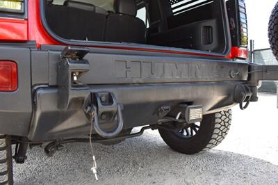 2007 Hummer H2 4dr SUV 4WD**APPOINTMENT ONLY**Custom Flame Paint! Back Up Cam! Navi! Bluetooth! Winch! LED Aux-Lighting! Heavy-Duty Front Guard! Sunroof! Tow Pkg! Bose Audio! Heated Leather Seats! PA & Siren System! - Photo 36 - Portland, OR 97266