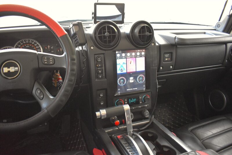 2007 Hummer H2 4dr SUV 4WD**APPOINTMENT ONLY**Custom Flame Paint! Back Up Cam! Navi! Bluetooth! Winch! LED Aux-Lighting! Heavy-Duty Front Guard! Sunroof! Tow Pkg! Bose Audio! Heated Leather Seats! PA & Siren System! - Photo 21 - Portland, OR 97266