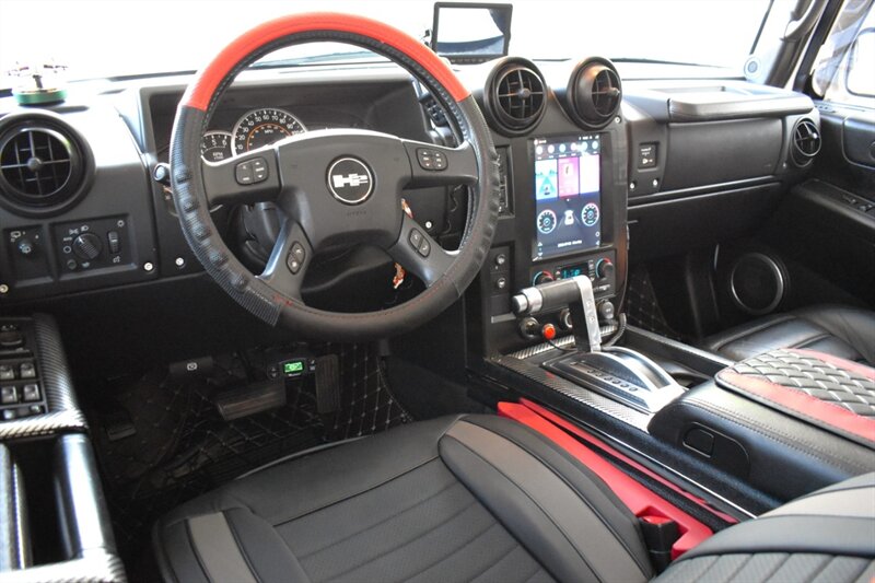 2007 Hummer H2 4dr SUV 4WD**APPOINTMENT ONLY**Custom Flame Paint! Back Up Cam! Navi! Bluetooth! Winch! LED Aux-Lighting! Heavy-Duty Front Guard! Sunroof! Tow Pkg! Bose Audio! Heated Leather Seats! PA & Siren System! - Photo 3 - Portland, OR 97266