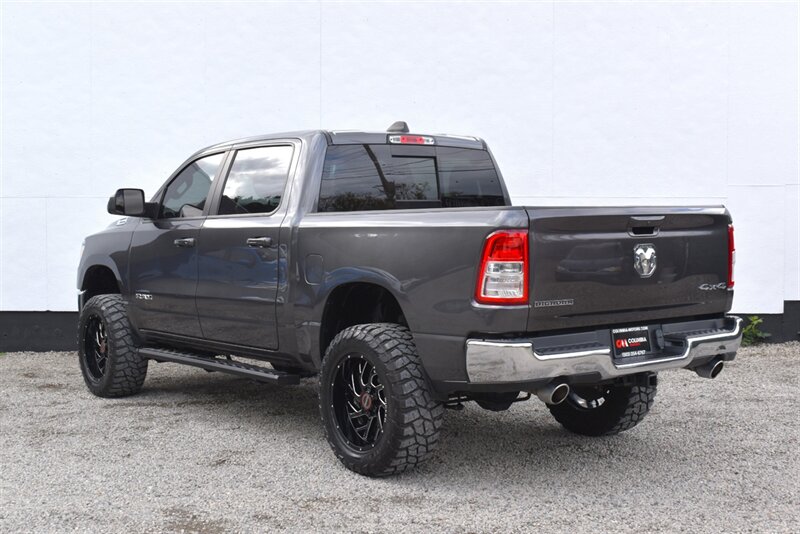 2021 RAM 1500 Big Horn  4x4 4dr Crew Cab 5.6 ft SB Pickup! BAck Up Camera! 4WD Auto + Low Range! Bluetooth Connectivity!  Backup Camera! Tow Pkg! Running Boards! All Weather Mats!