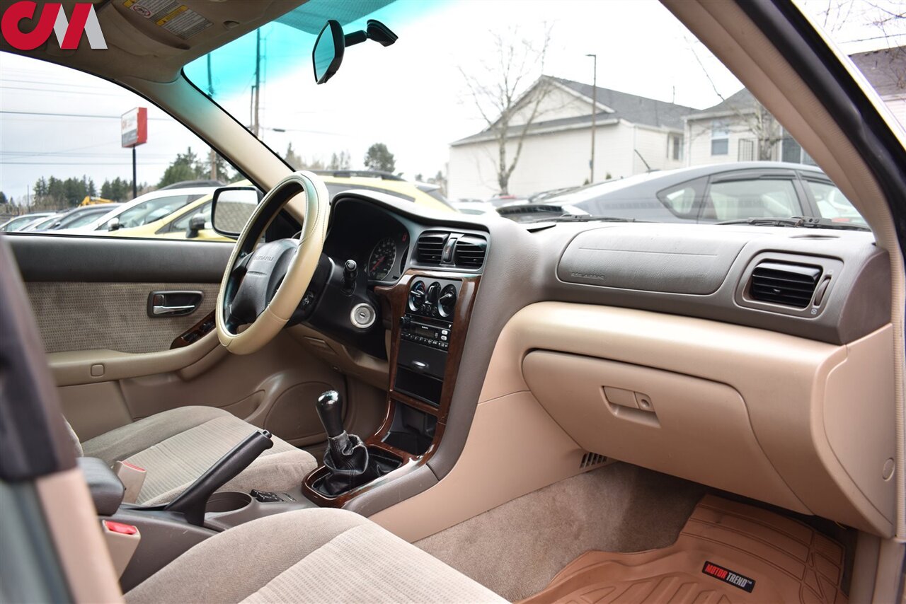 2003 Subaru Outback Base photo 11