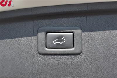 2018 Subaru Outback 2.5i Premium  AWD 4dr Wagon**BY APPOINTMENT ONLY** EyeSight Assist Tech! X-Mode! Back Up Cam! Blind Spot Monitor! Apple CarPlay! Android Auto! Roof-Rack! Trunk Cargo Cover! - Photo 27 - Portland, OR 97266