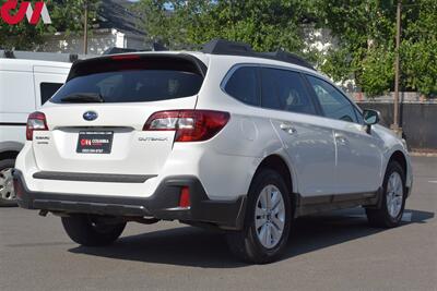 2018 Subaru Outback 2.5i Premium  AWD 4dr Wagon**BY APPOINTMENT ONLY** EyeSight Assist Tech! X-Mode! Back Up Cam! Blind Spot Monitor! Apple CarPlay! Android Auto! Roof-Rack! Trunk Cargo Cover! - Photo 5 - Portland, OR 97266