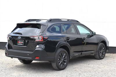 2024 Subaru Outback Onyx Edition AWD 4dr Crossover**BY APPOINTMENT ONLY** X-Mode! EyeSight Assist Tech! Blind Spot Monitor! Apple CarPlay! Android Auto! Sunroof! Heated Seats! Powered Liftgate! Roof-Rails! Tow Hitch! - Photo 5 - Portland, OR 97266