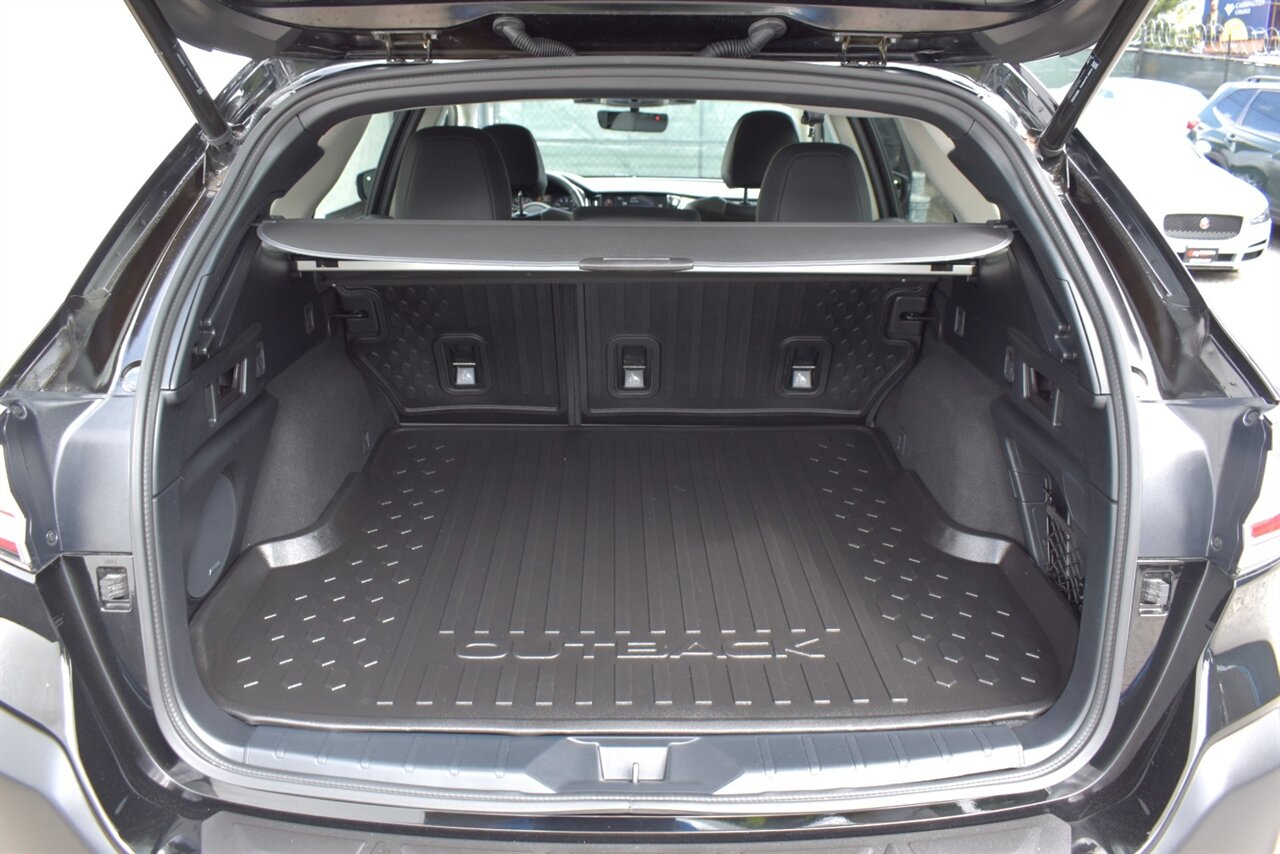 2024 Subaru Outback Onyx Edition AWD 4dr Crossover**BY APPOINTMENT ONLY** X-Mode! EyeSight Assist Tech! Blind Spot Monitor! Apple CarPlay! Android Auto! Sunroof! Heated Seats! Powered Liftgate! Roof-Rails! Tow Hitch! - Photo 32 - Portland, OR 97266