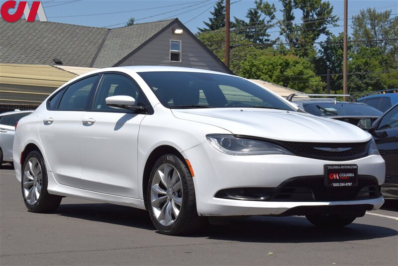 2015 Chrysler 200 S  AWD 4dr Sedan! Push Start! Back Up Camera! Uconnect Infotainment System! Bluetooth w/Voice Activation! Premium Audio System! Traction Control!