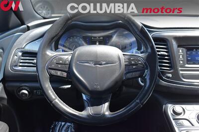 2015 Chrysler 200 S AWD 4dr Sedan! Push Start! Back Up Camera! Uconnect Infotainment System! Bluetooth w/Voice Activation! Premium Audio System! Traction Control! - Photo 13 - Portland, OR 97266