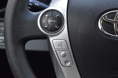 2015 Toyota Prius c Two 4dr Hatchback! 53 City MPG! 46 Hwy MPG! Brake Assist & Smart Stop Technology! Ev & Eco Modes! Traction Control! Bluetooth Connectivity! All Weather Mats! - Photo 14 - Portland, OR 97266