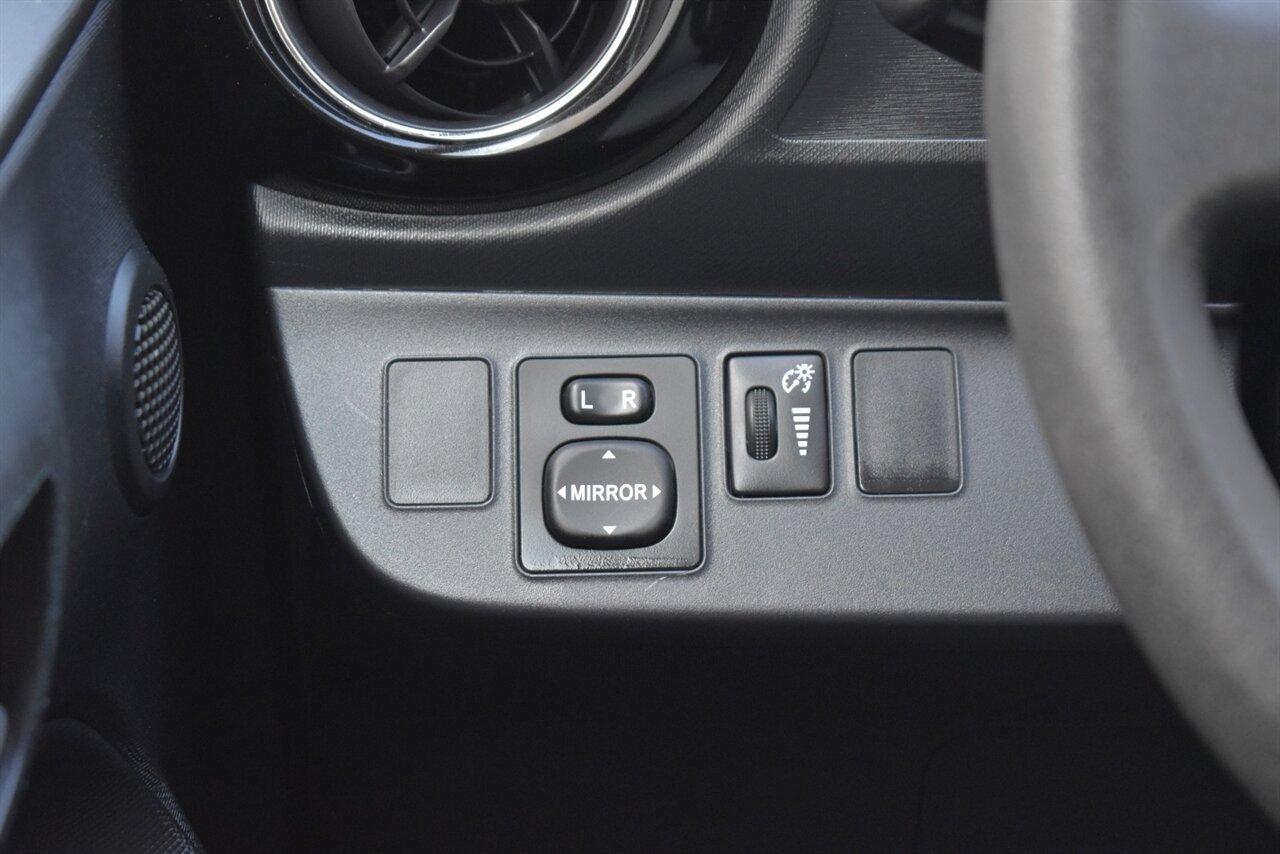 2015 Toyota Prius c Two 4dr Hatchback! 53 City MPG! 46 Hwy MPG! Brake Assist & Smart Stop Technology! Ev & Eco Modes! Traction Control! Bluetooth Connectivity! All Weather Mats! - Photo 17 - Portland, OR 97266