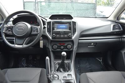 2017 Subaru Impreza 2.0i  AWD 4dr Wagon! 5 Speed Manual! Back Up Camera! Traction Control! Apple CarPlay! Android Auto! - Photo 13 - Portland, OR 97266
