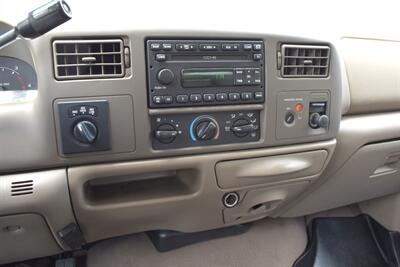 2001 Ford F-250 Super Duty Lariat  4dr SuperCab 4WD Long Bed! Tow Package! Running Boards! Selectable 4WD System! AM/FM/CD Stereo System! Cruise Control! Leather Interior! All Weather Mats! - Photo 19 - Portland, OR 97266