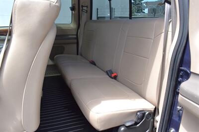 2001 Ford F-250 Super Duty Lariat  4dr SuperCab 4WD Long Bed! Tow Package! Running Boards! Selectable 4WD System! AM/FM/CD Stereo System! Cruise Control! Leather Interior! All Weather Mats! - Photo 23 - Portland, OR 97266