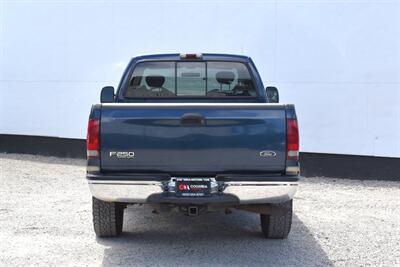 2001 Ford F-250 Super Duty Lariat  4dr SuperCab 4WD Long Bed! Tow Package! Running Boards! Selectable 4WD System! AM/FM/CD Stereo System! Cruise Control! Leather Interior! All Weather Mats! - Photo 4 - Portland, OR 97266