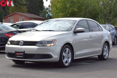 2012 Volkswagen Jetta TDI  4dr Sedan! 30 City MPG! 42 Hwy MPG! Bluetooth! Heated Leather Seats! Cruise Control! Multi-Function Trip Computer! All Weather Floor Mats! - Photo 8 - Portland, OR 97266