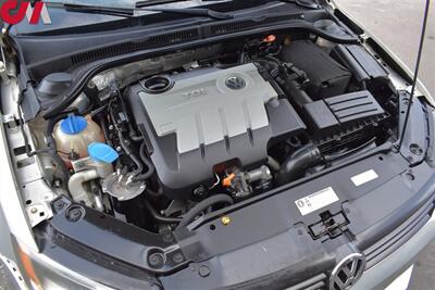 2012 Volkswagen Jetta TDI  4dr Sedan! 30 City MPG! 42 Hwy MPG! Bluetooth! Heated Leather Seats! Cruise Control! Multi-Function Trip Computer! All Weather Floor Mats! - Photo 22 - Portland, OR 97266