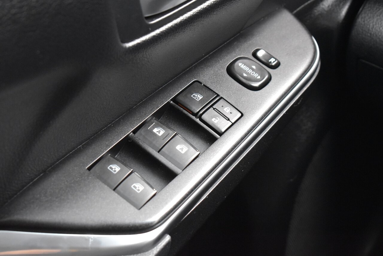 2016 Toyota Camry LE 4dr Sedan! **BY APPOINTMENT ONLY** Toyota Safety Sense 2.5! Back Up Camera! Cruise Control! Bluetooth Connectivity! - Photo 17 - Portland, OR 97266