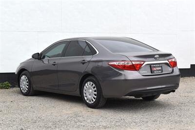 2016 Toyota Camry LE 4dr Sedan! **BY APPOINTMENT ONLY** Toyota Safety Sense 2.5! Back Up Camera! Cruise Control! Bluetooth Connectivity! - Photo 2 - Portland, OR 97266