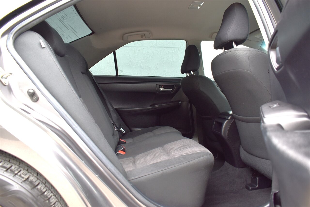 2016 Toyota Camry LE 4dr Sedan! **BY APPOINTMENT ONLY** Toyota Safety Sense 2.5! Back Up Camera! Cruise Control! Bluetooth Connectivity! - Photo 27 - Portland, OR 97266