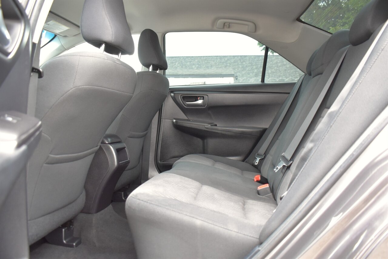 2016 Toyota Camry LE 4dr Sedan! **BY APPOINTMENT ONLY** Toyota Safety Sense 2.5! Back Up Camera! Cruise Control! Bluetooth Connectivity! - Photo 26 - Portland, OR 97266
