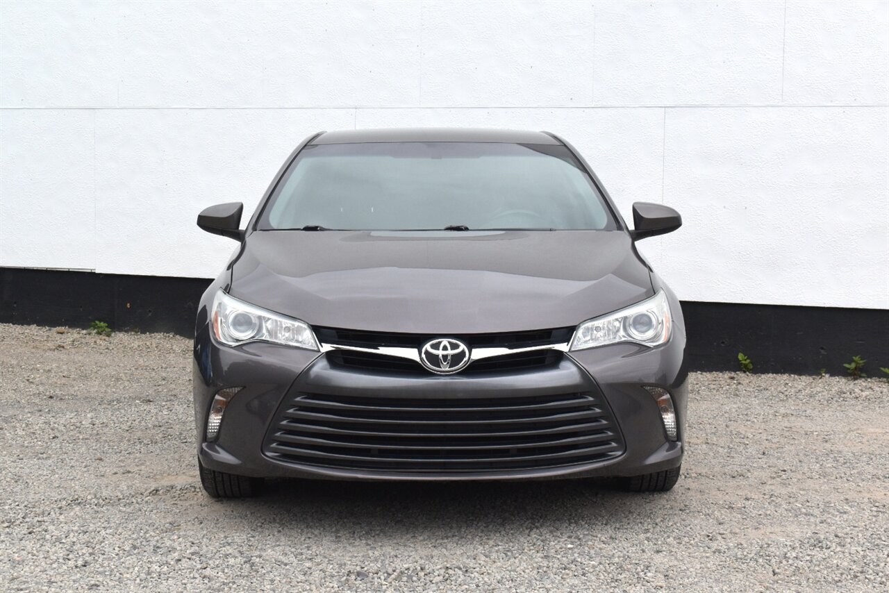 2016 Toyota Camry LE 4dr Sedan! **BY APPOINTMENT ONLY** Toyota Safety Sense 2.5! Back Up Camera! Cruise Control! Bluetooth Connectivity! - Photo 4 - Portland, OR 97266