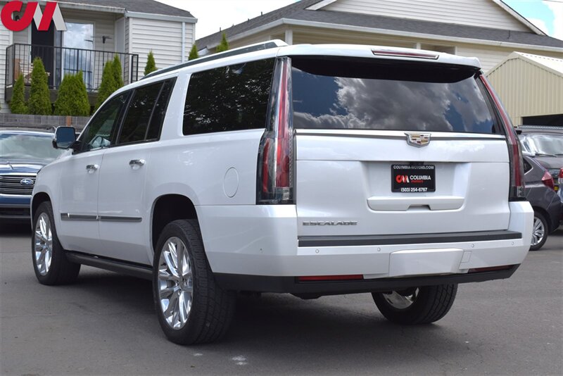 2019 Cadillac Escalade ESV Platinum  4x4 4dr SUV**BY APPOIINTMENT ONLY** 3rd Row Seats! Back Up Cam! Lane Assist! Bluetooth! Navi! Heated & Ventilated Leather Seats! Blue Ray-DVD Player! Sunroof!