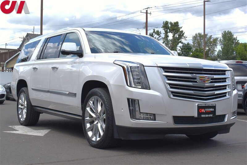 2019 Cadillac Escalade ESV Platinum  4x4 4dr SUV**BY APPOIINTMENT ONLY** 3rd Row Seats! Back Up Cam! Lane Assist! Bluetooth! Navi! Heated & Ventilated Leather Seats! Blue Ray-DVD Player! Sunroof!