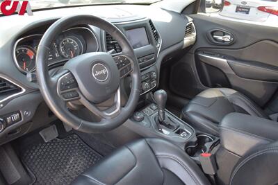 2019 Jeep Cherokee Latitude Plus  4x4 4dr SUV! Back Up Camera! Bluetooth/USB/Aux! Parking Assist! Auto-Stop/Start Tech! Snow/Sport/Mud/Sand Drive Modes! Roof Rails! All Weather Floor Mats! - Photo 3 - Portland, OR 97266