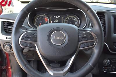 2019 Jeep Cherokee Latitude Plus  4x4 4dr SUV! Back Up Camera! Bluetooth/USB/Aux! Parking Assist! Auto-Stop/Start Tech! Snow/Sport/Mud/Sand Drive Modes! Roof Rails! All Weather Floor Mats! - Photo 13 - Portland, OR 97266