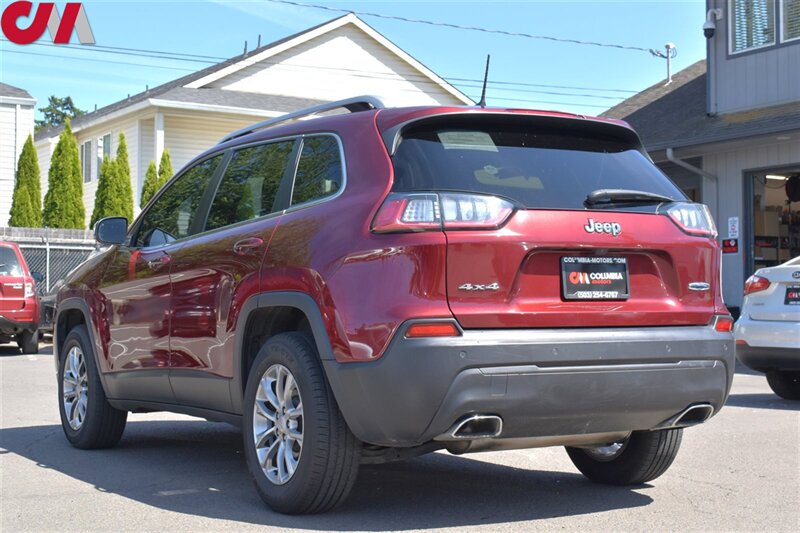 2019 Jeep Cherokee Latitude Plus  4x4 4dr SUV! Back Up Camera! Bluetooth/USB/Aux! Parking Assist! Auto-Stop/Start Tech! Snow/Sport/Mud/Sand Drive Modes! Roof Rails! All Weather Floor Mats!